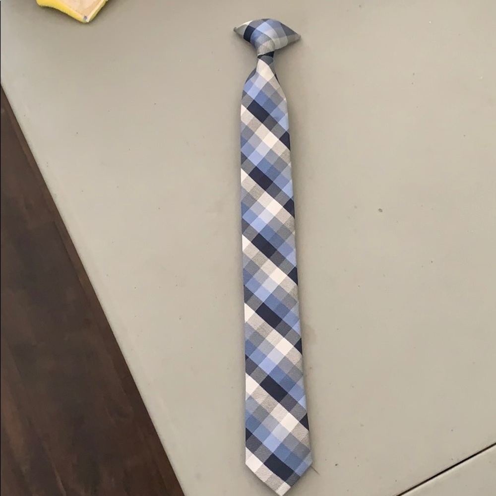 clip on tie